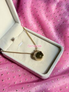 Gold Pendant thumbnail