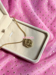 Gold Pendant thumbnail