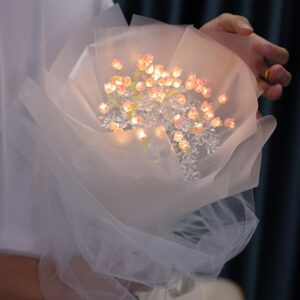 Tulip Bouquet (LED) thumbnail